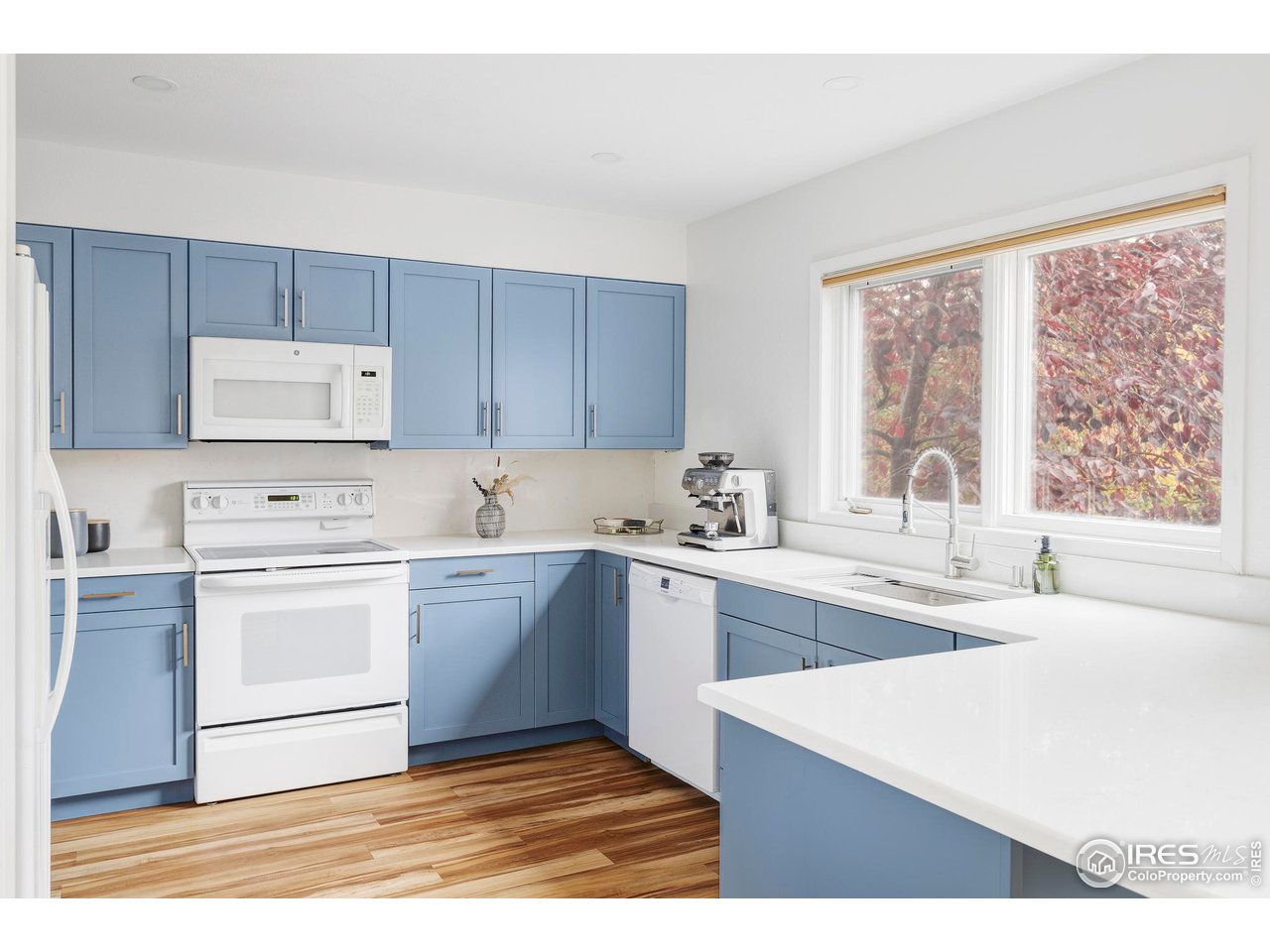 2716 Winding Trail Dr