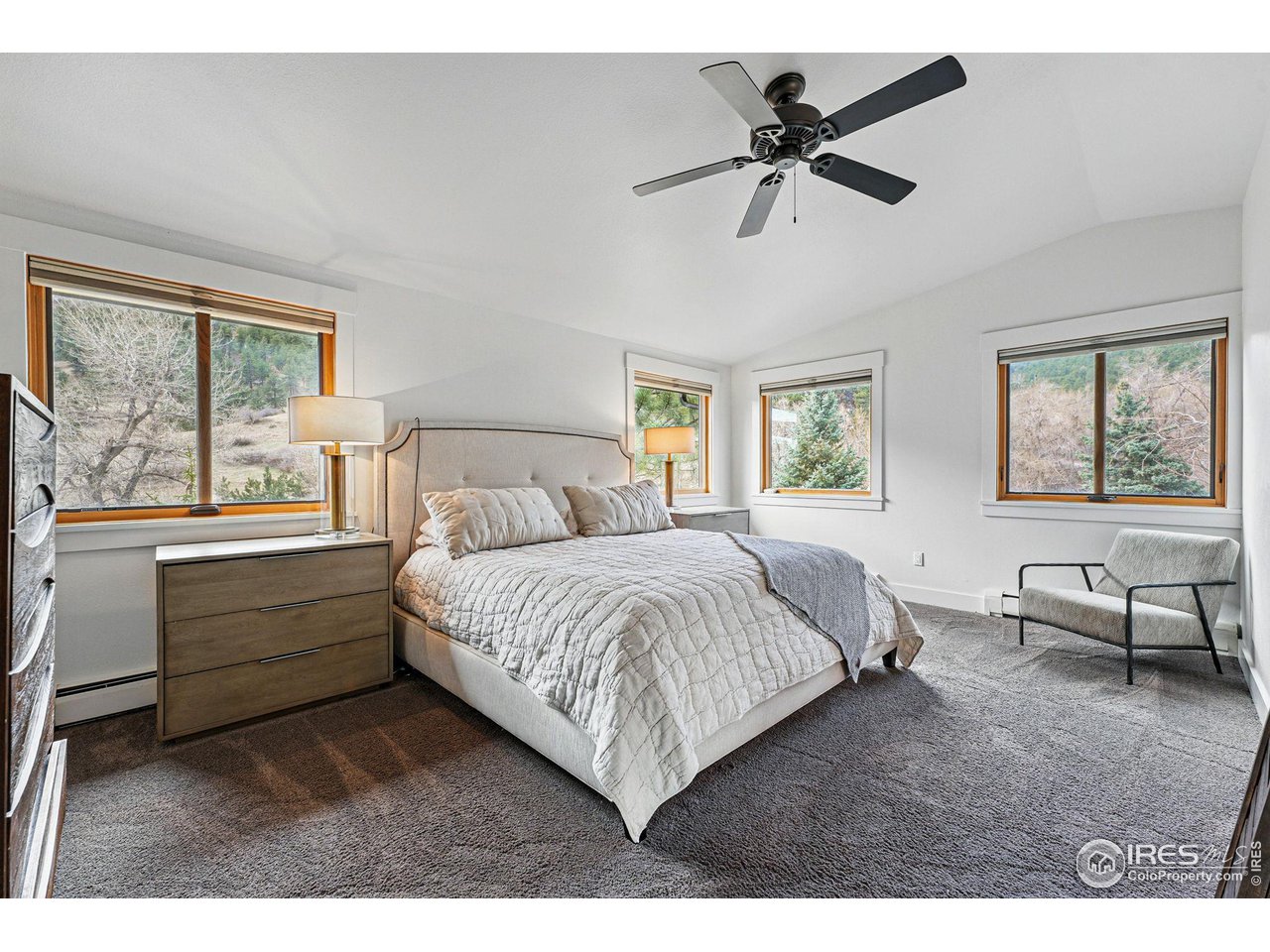 664 Sunshine Canyon Dr