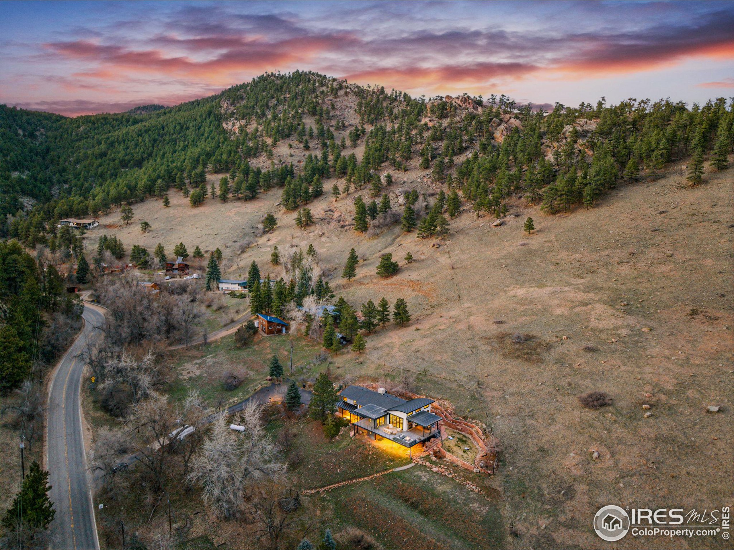 664 Sunshine Canyon Dr