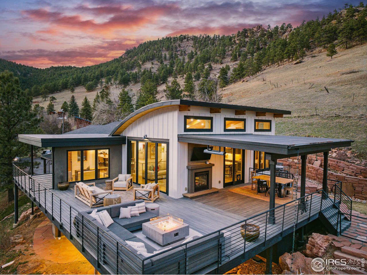 664 Sunshine Canyon Dr