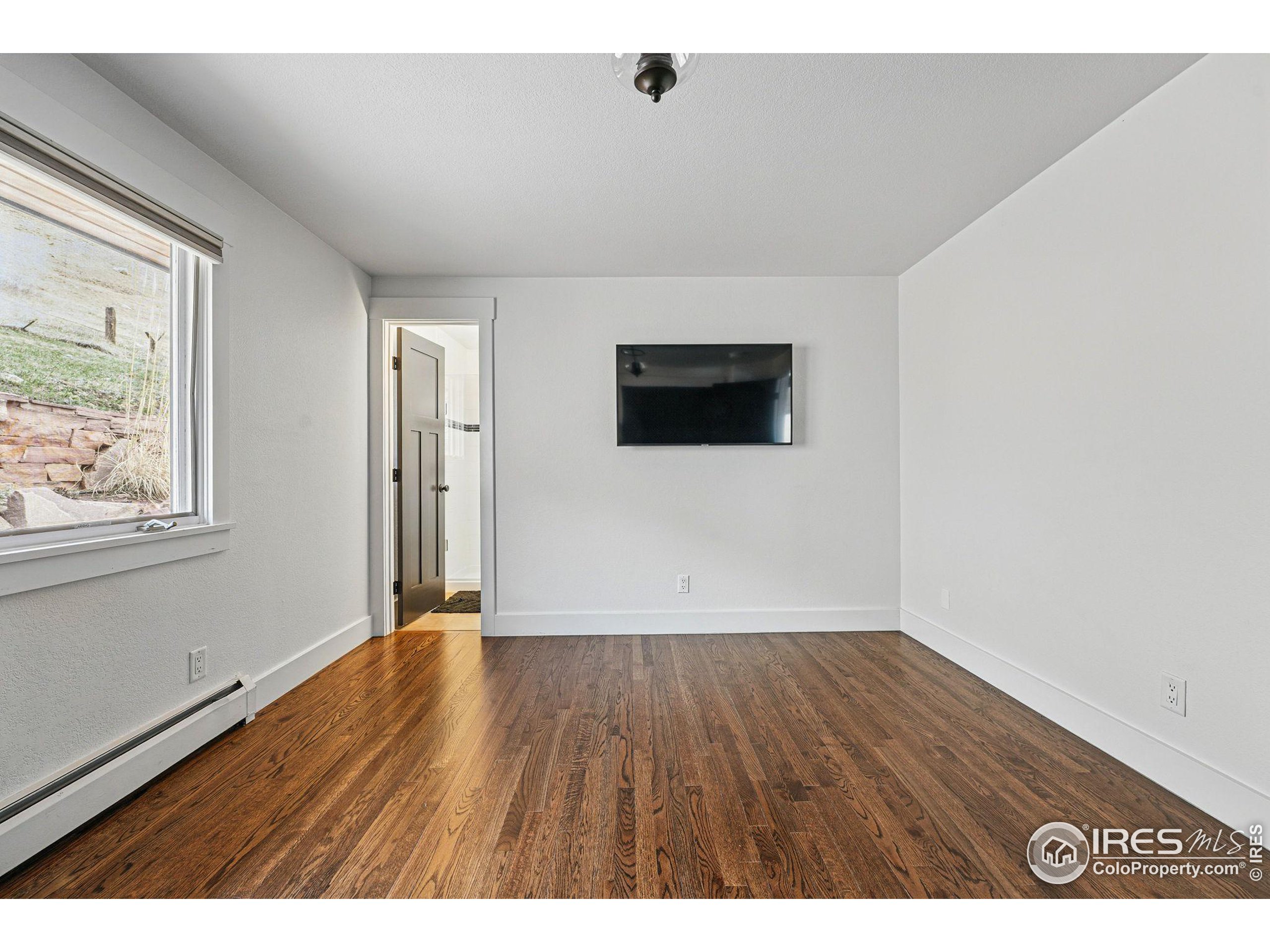 664 Sunshine Canyon Dr