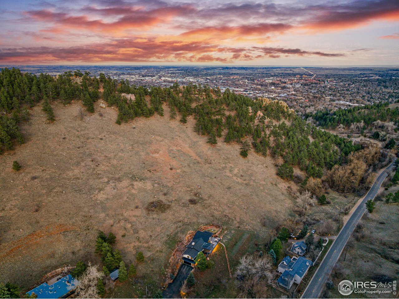 664 Sunshine Canyon Dr