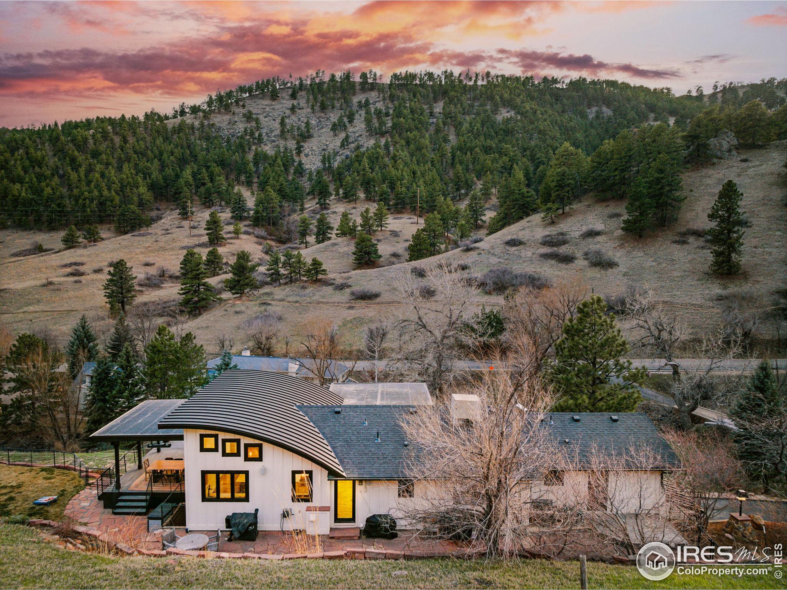 664 Sunshine Canyon Dr