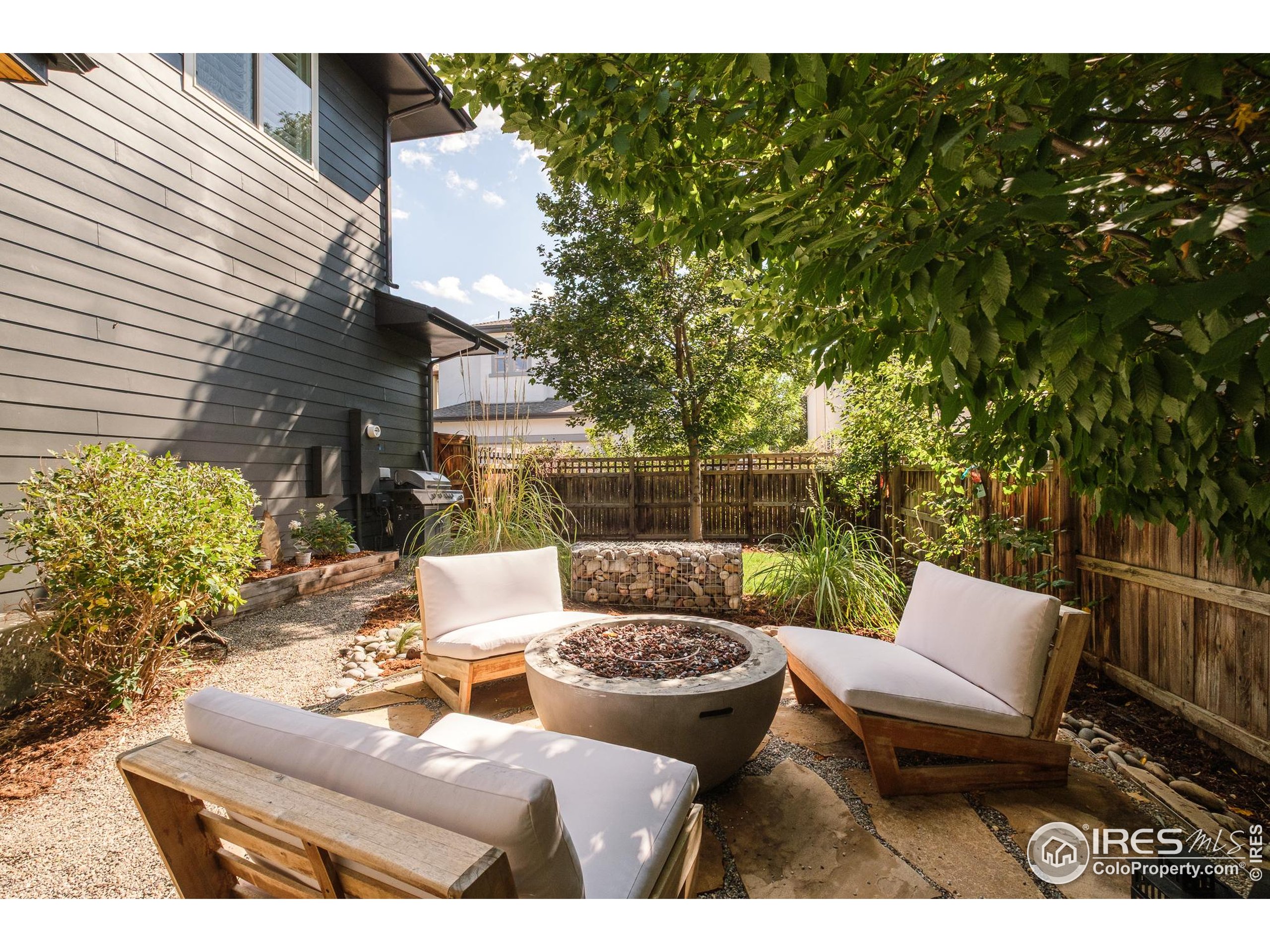 9138 E 35th Pl