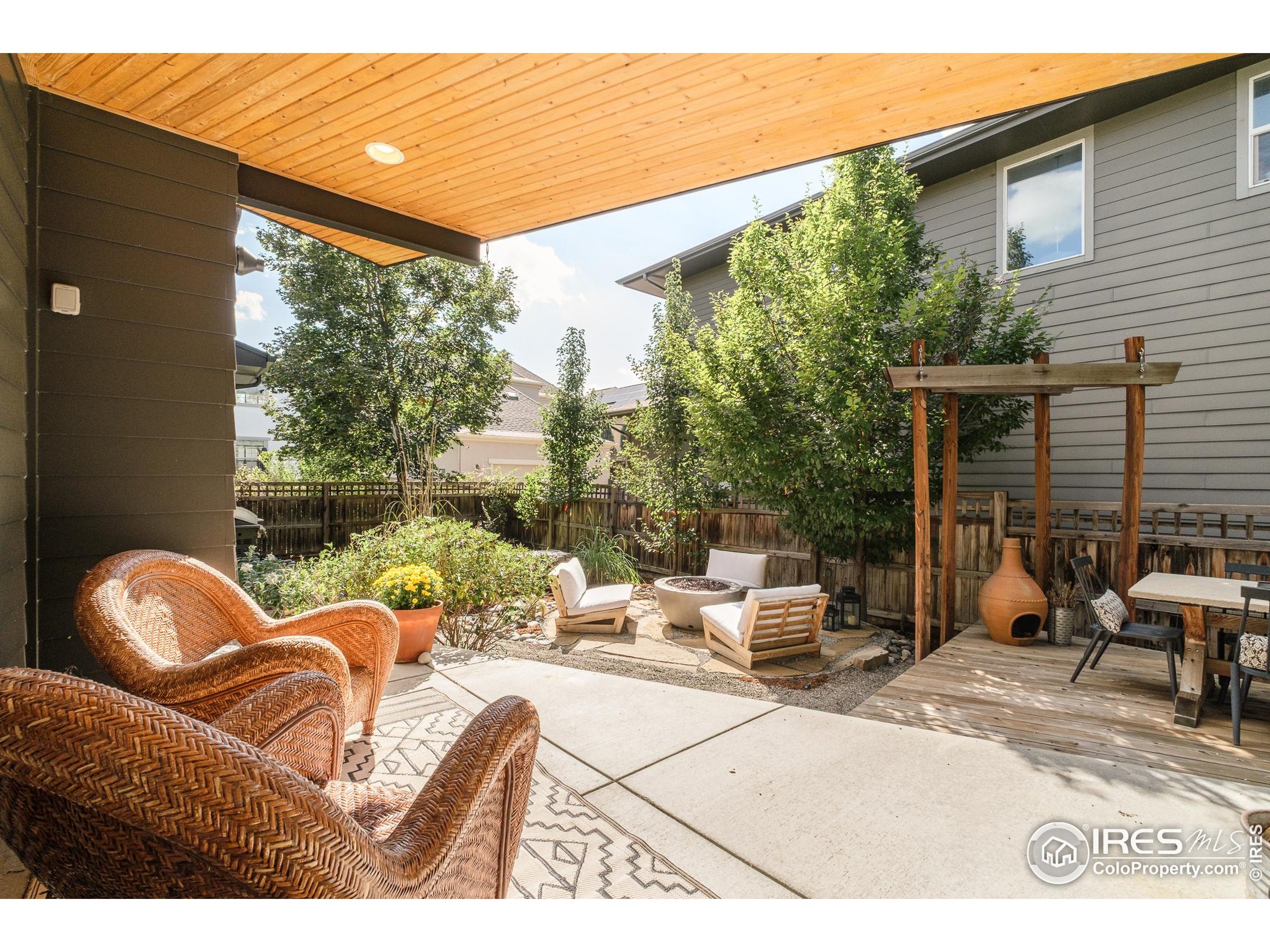 9138 E 35th Pl