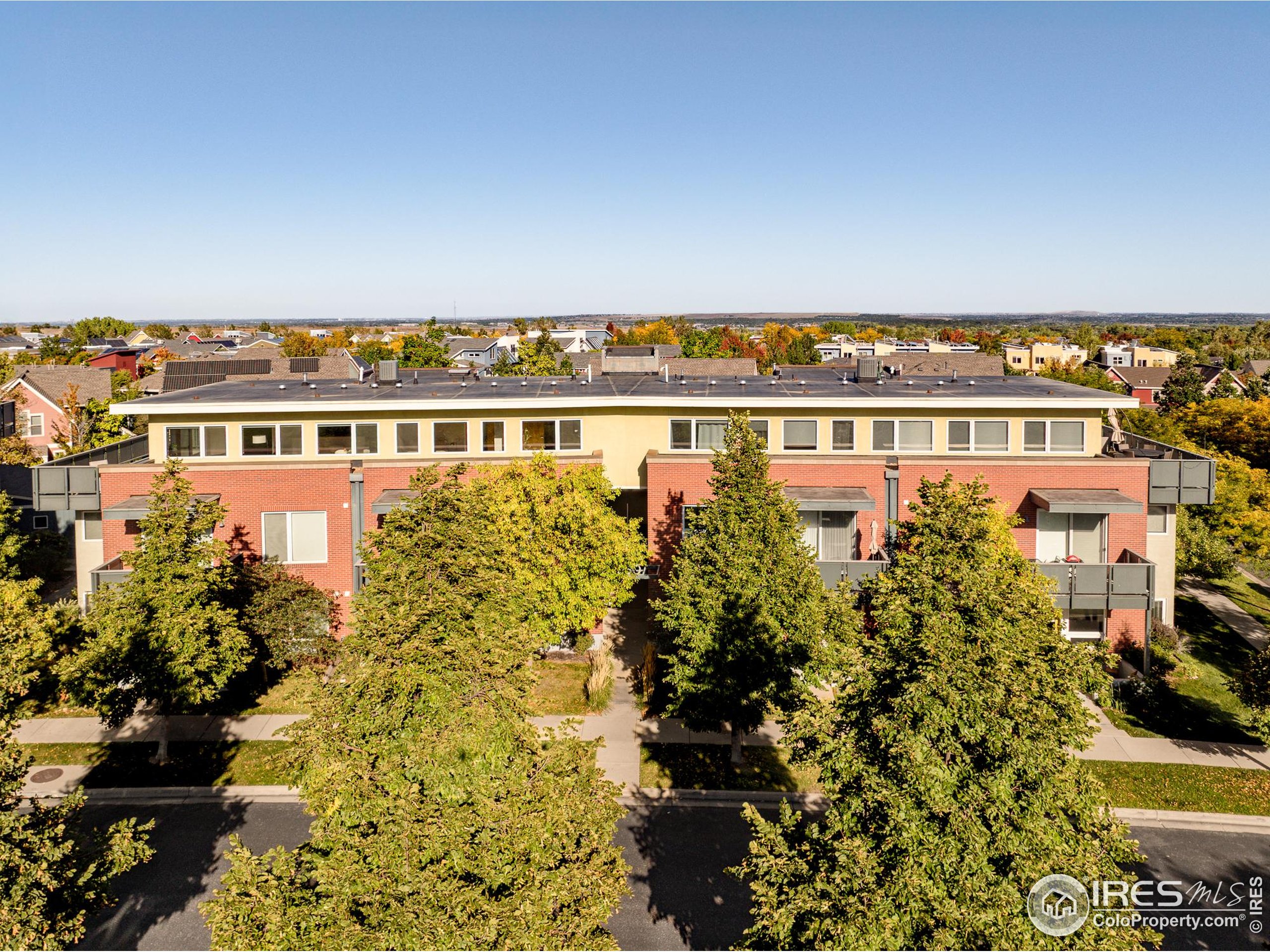 4650 Holiday Dr 301