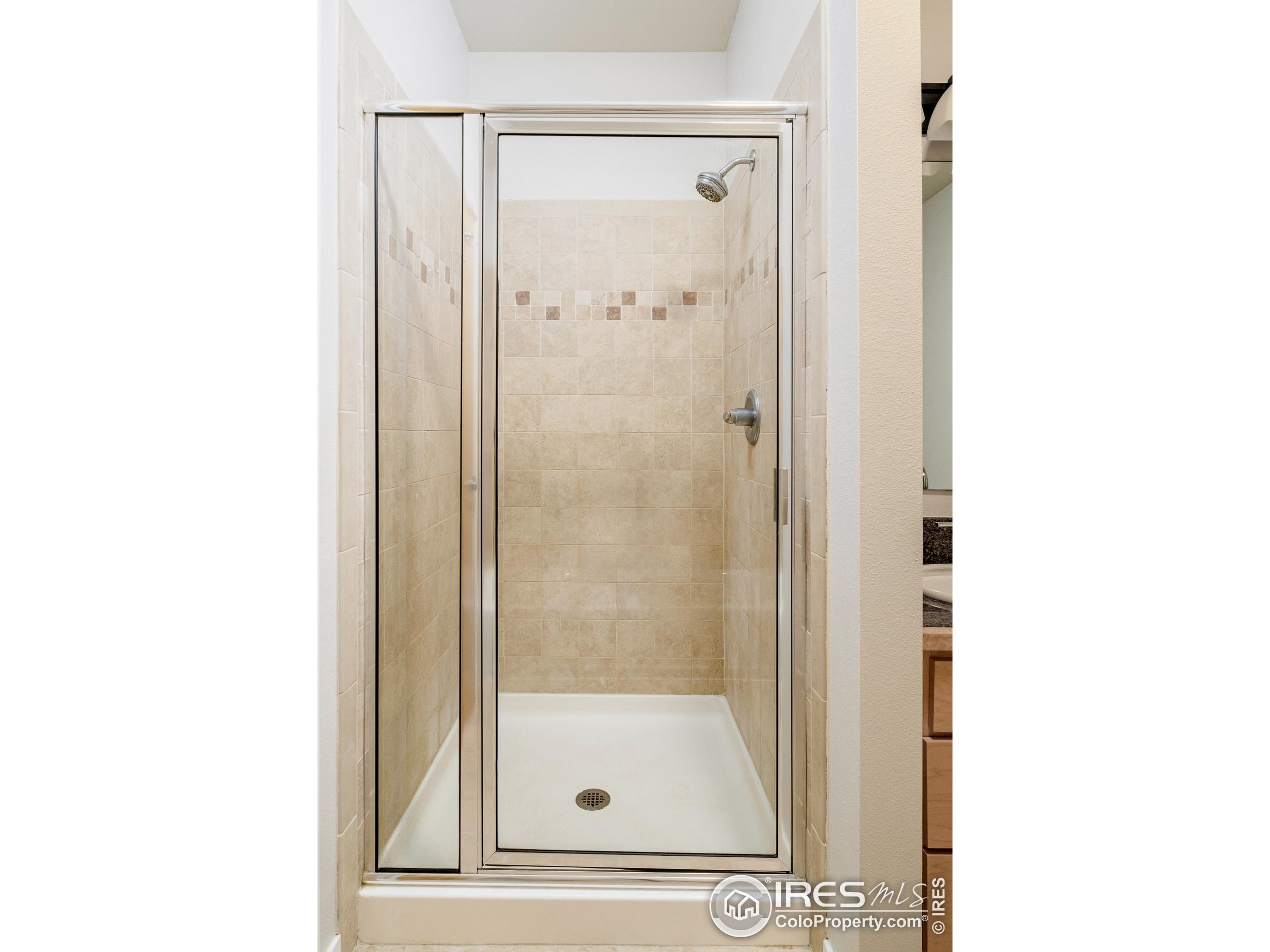 4650 Holiday Dr 301