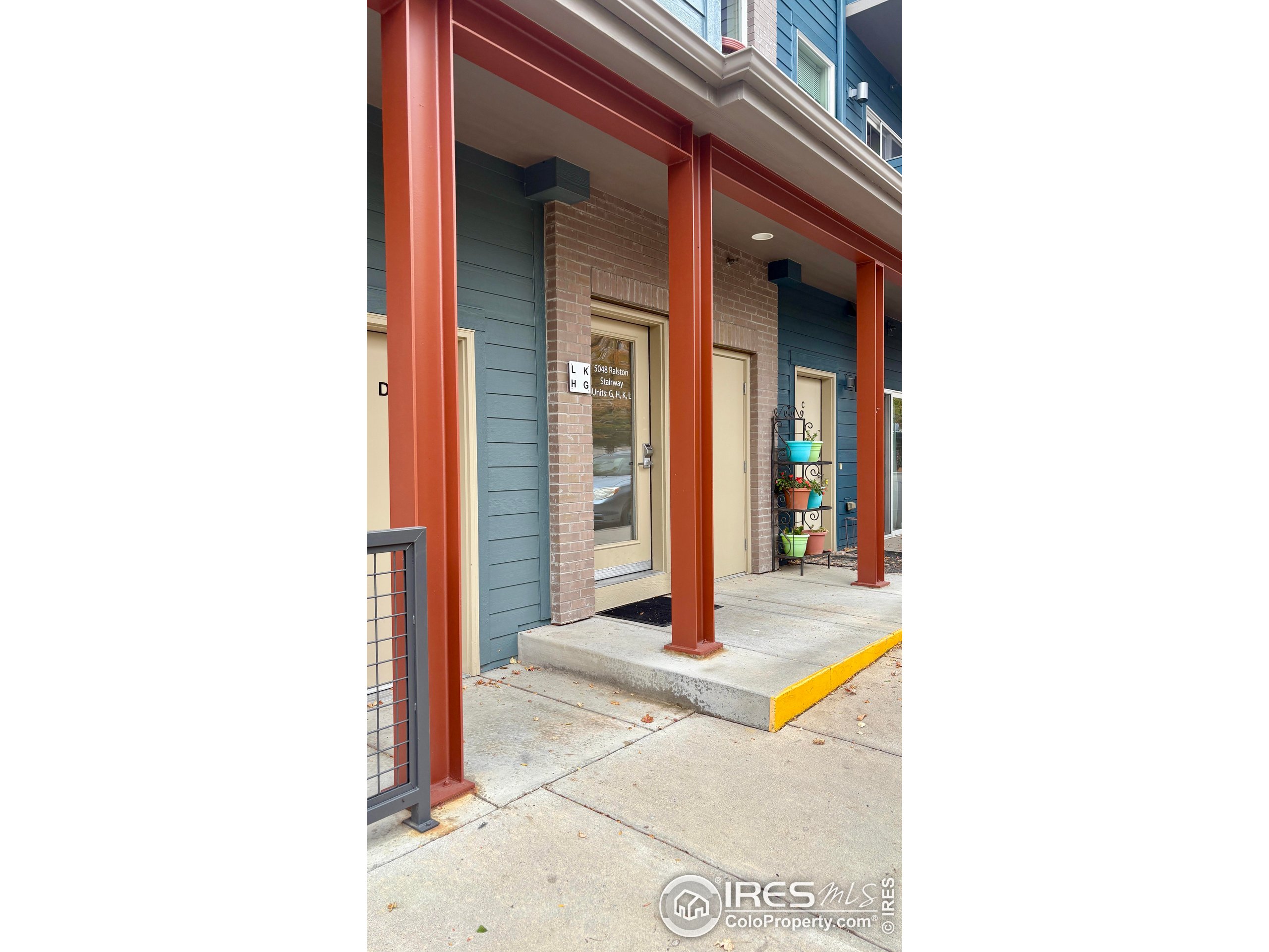 5048 Ralston St K
