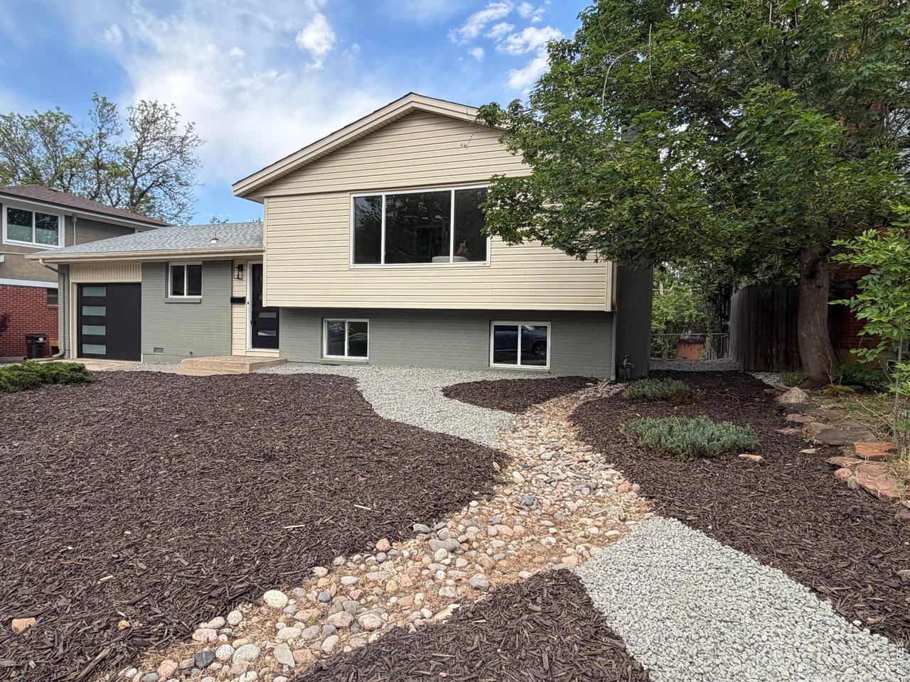 980 Hartford Dr