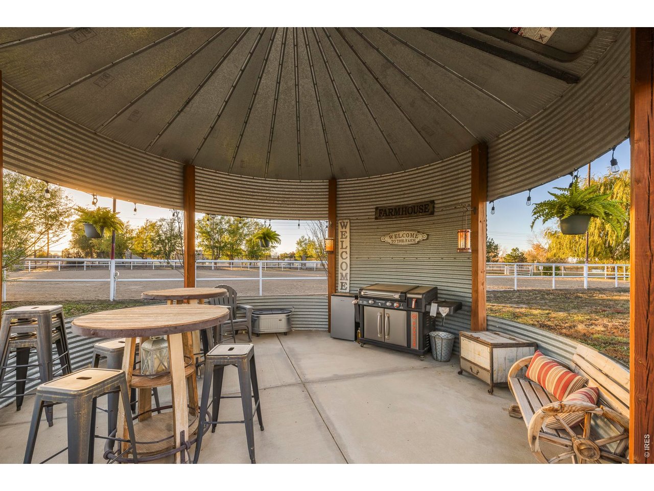 9816 County Road 7 Rd