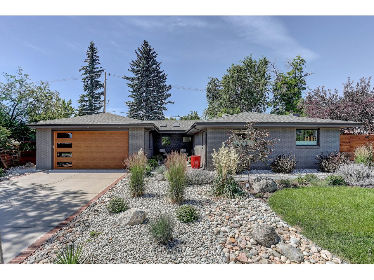 2690 University Heights Ave