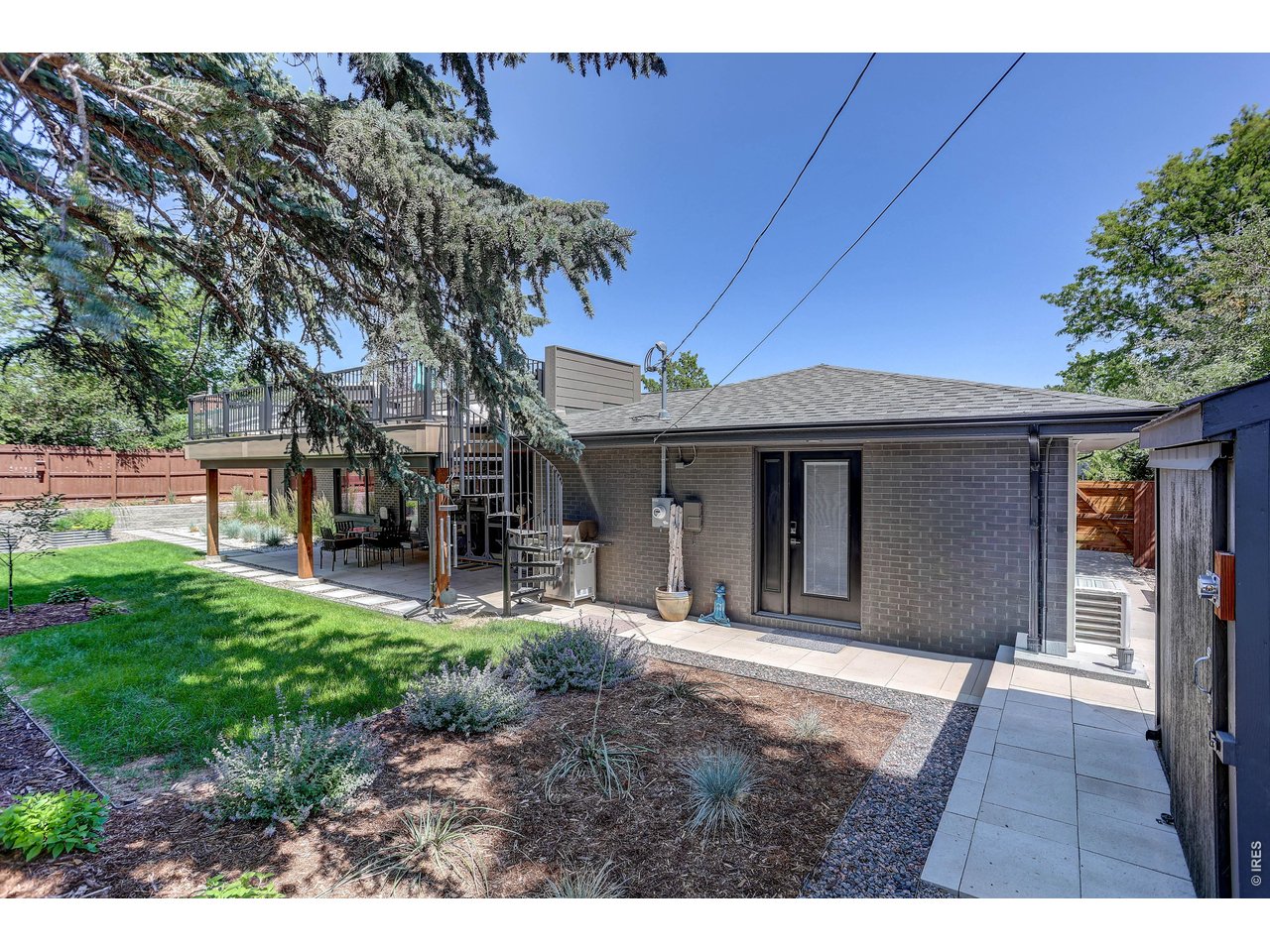 2690 University Heights Ave