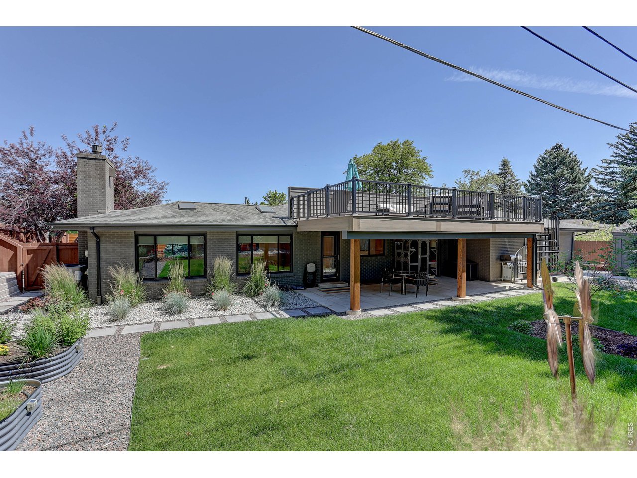 2690 University Heights Ave