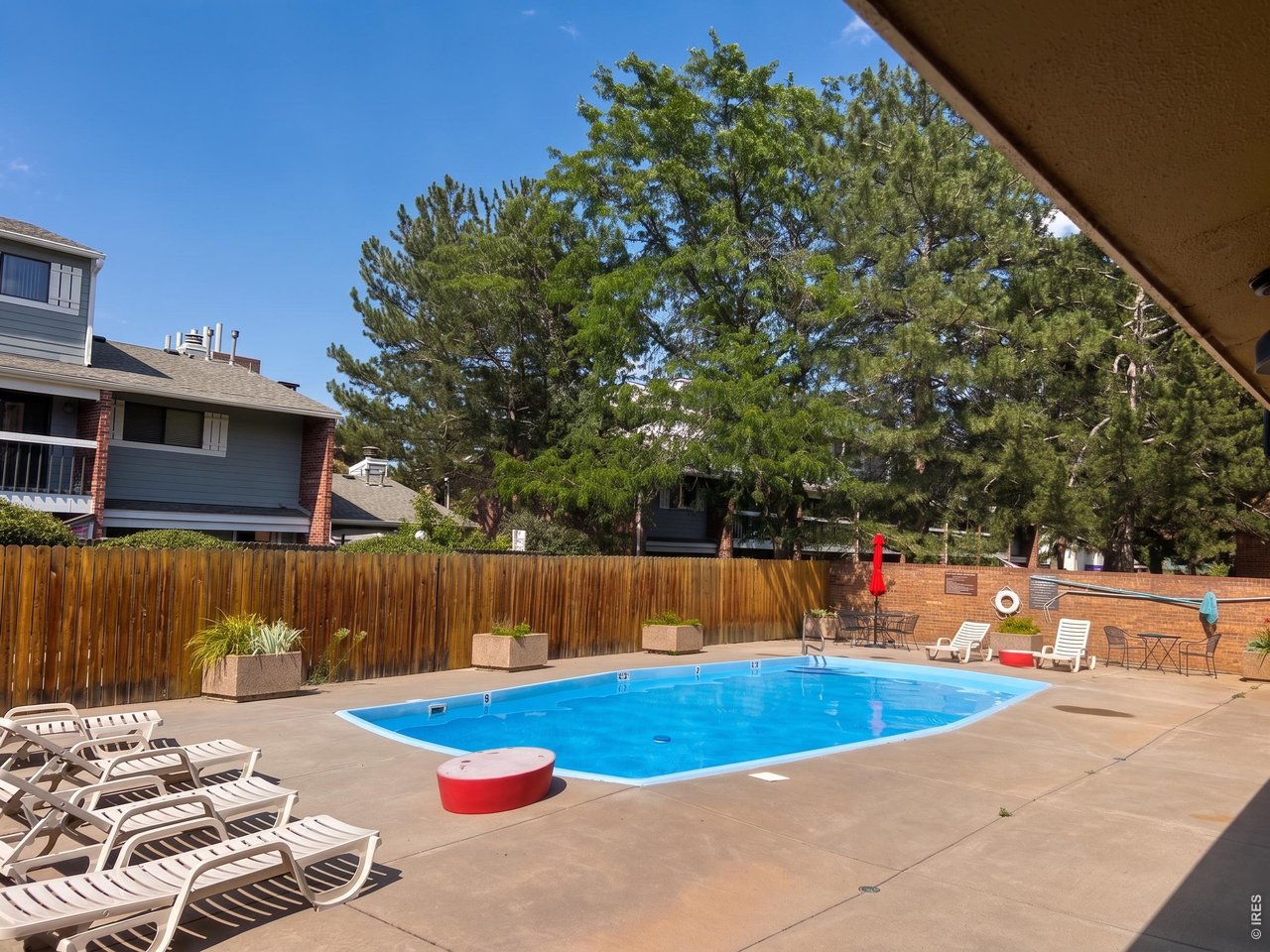 3303 Madison Ave T209