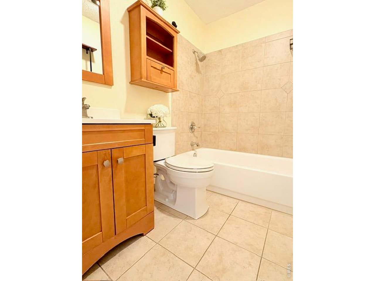 3303 Madison Ave T209