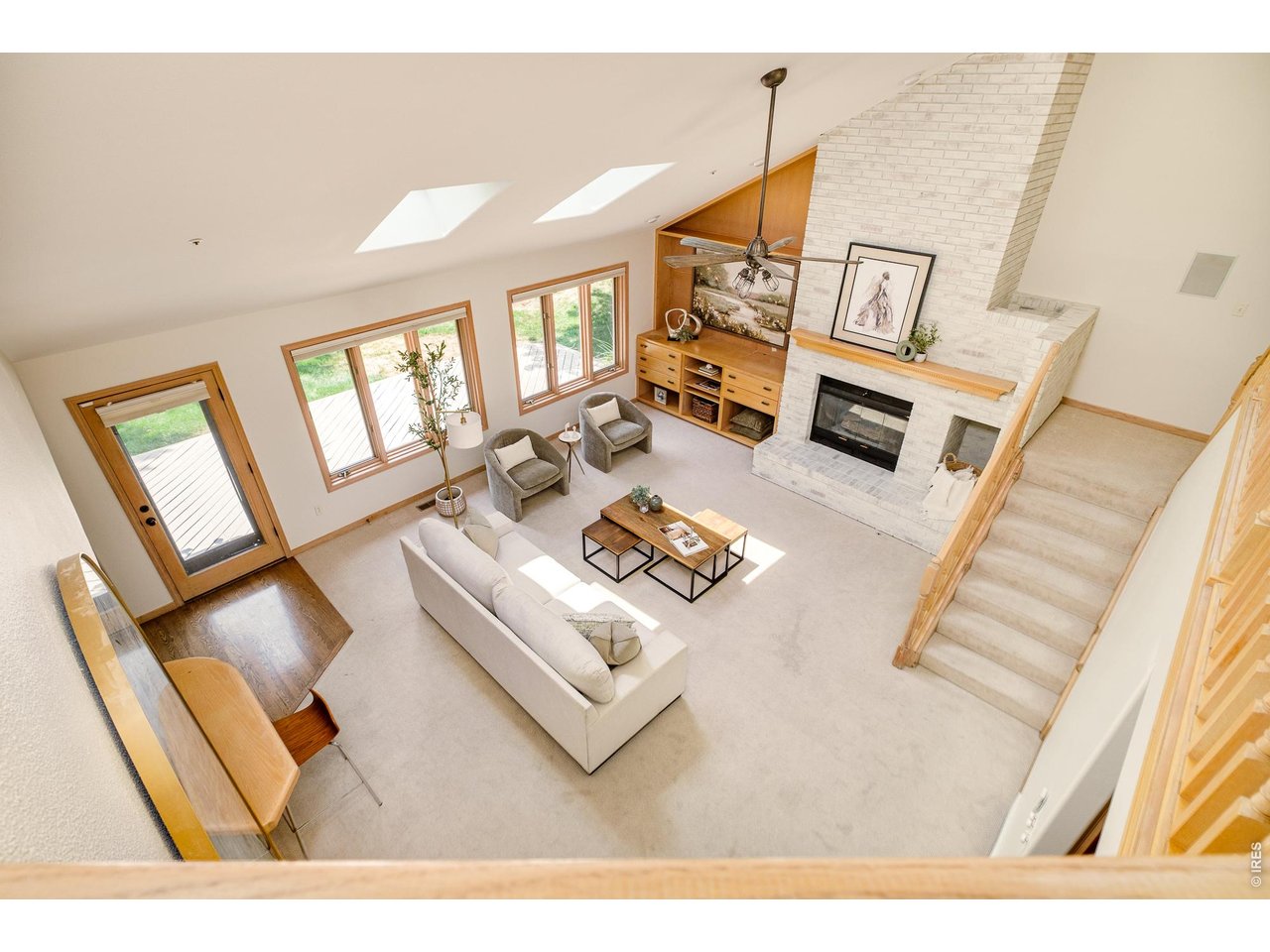 1127 Juniper Ave