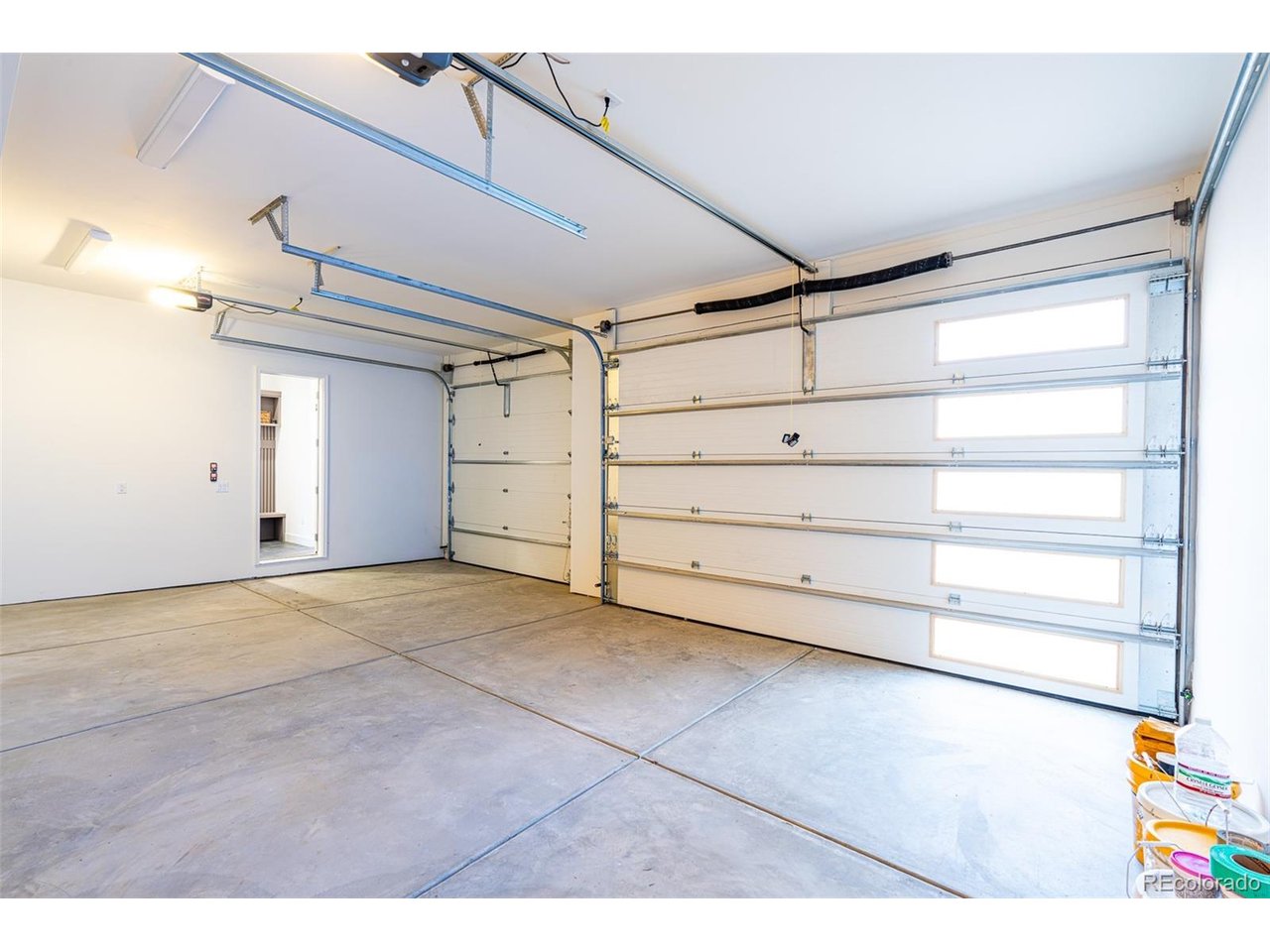 2126 Vine Ave