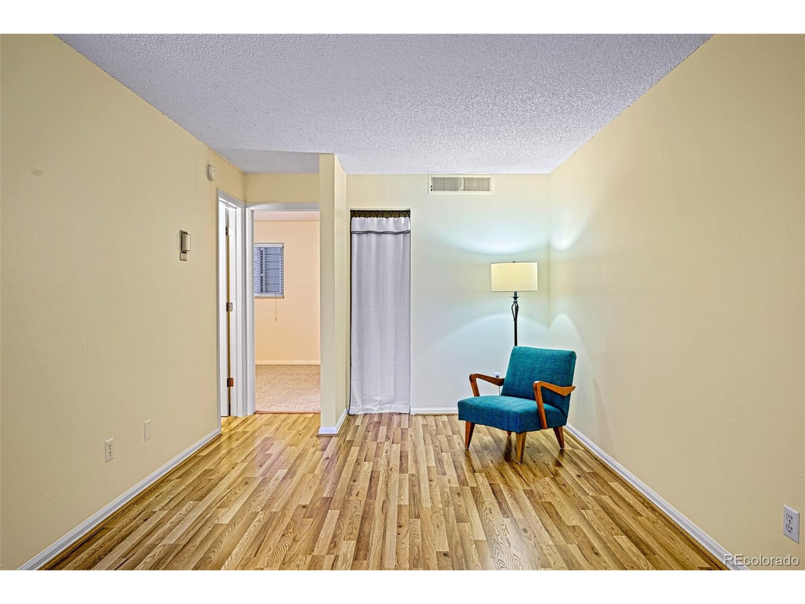 3303 Madison Ave T209