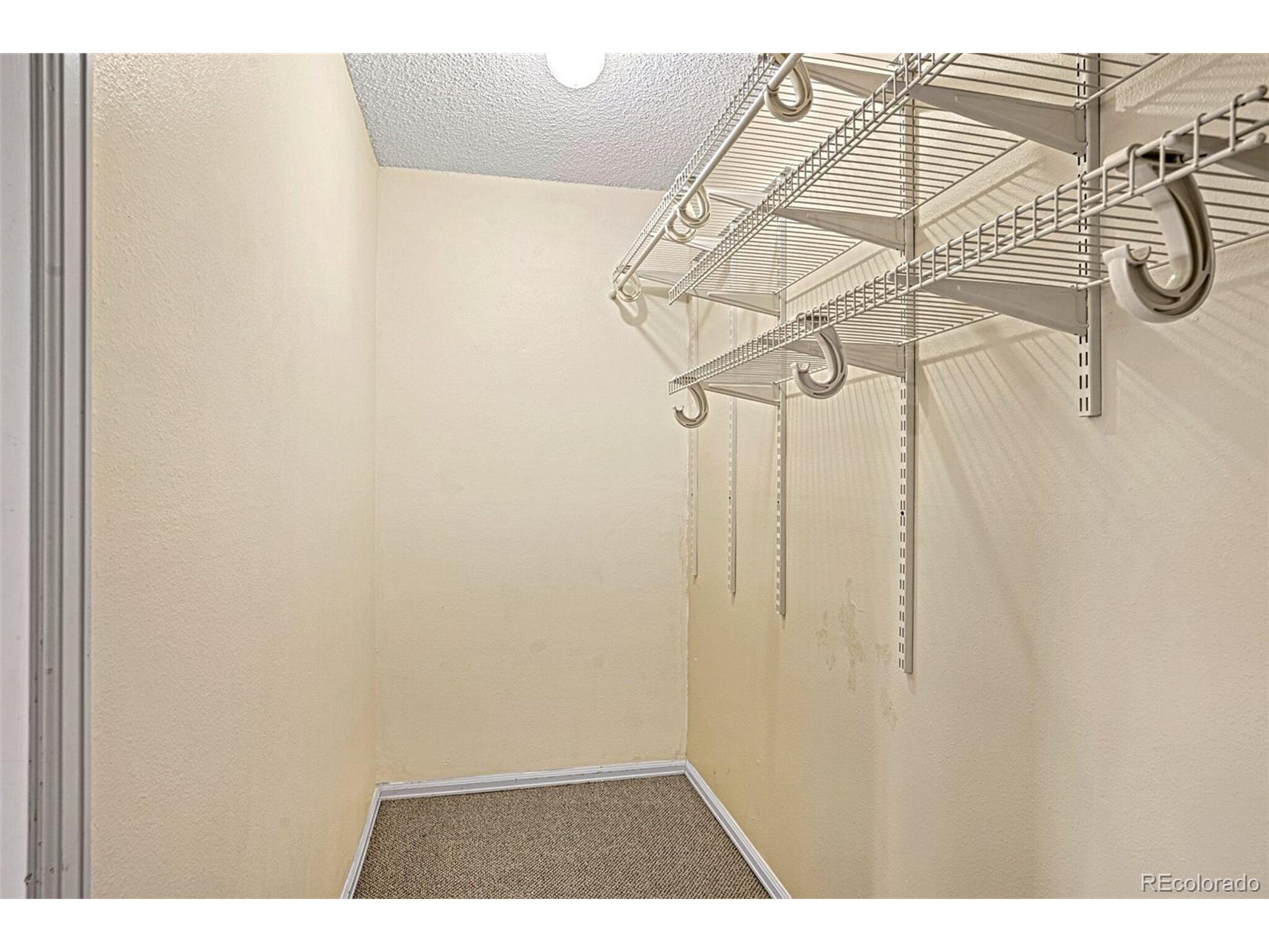 3303 Madison Ave T209