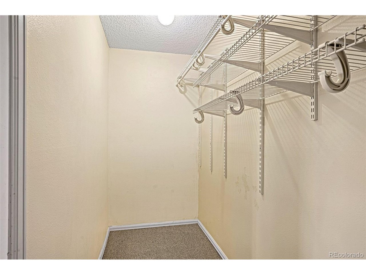 3303 Madison Ave T209