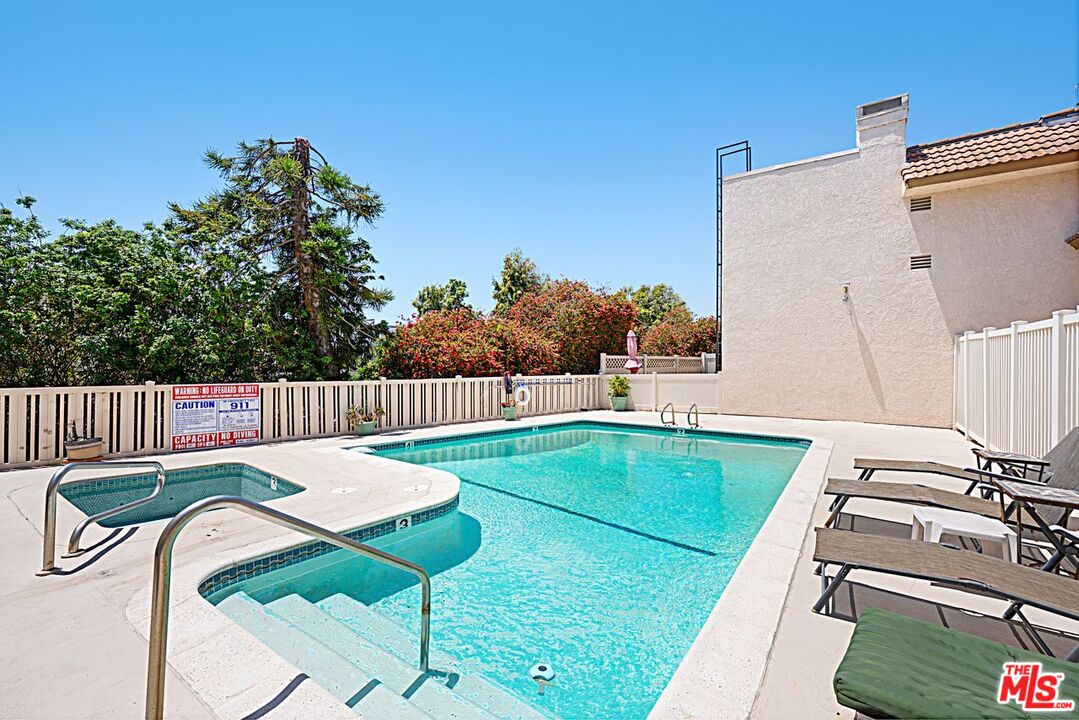 4365 Mclaughlin Ave Unit: 12