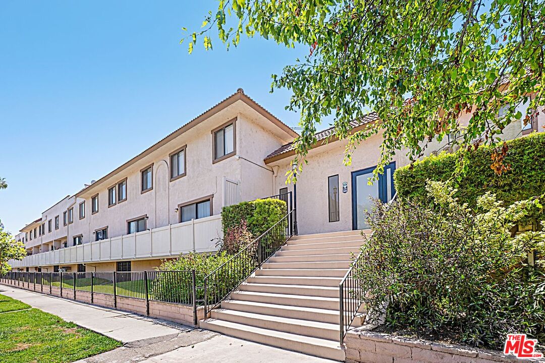 4365 Mclaughlin Ave Unit: 12