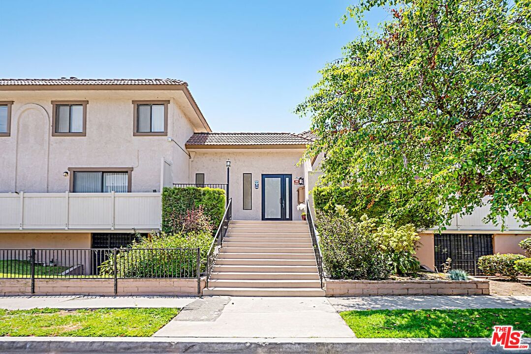 4365 Mclaughlin Ave Unit: 12