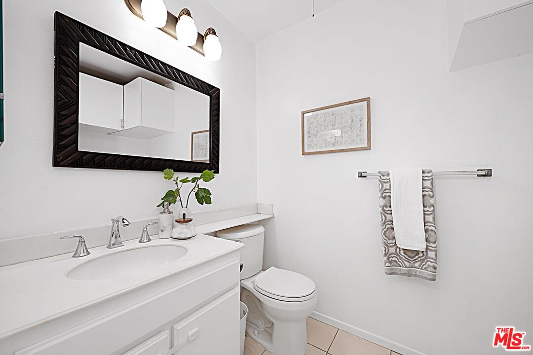 4365 Mclaughlin Ave Unit: 12