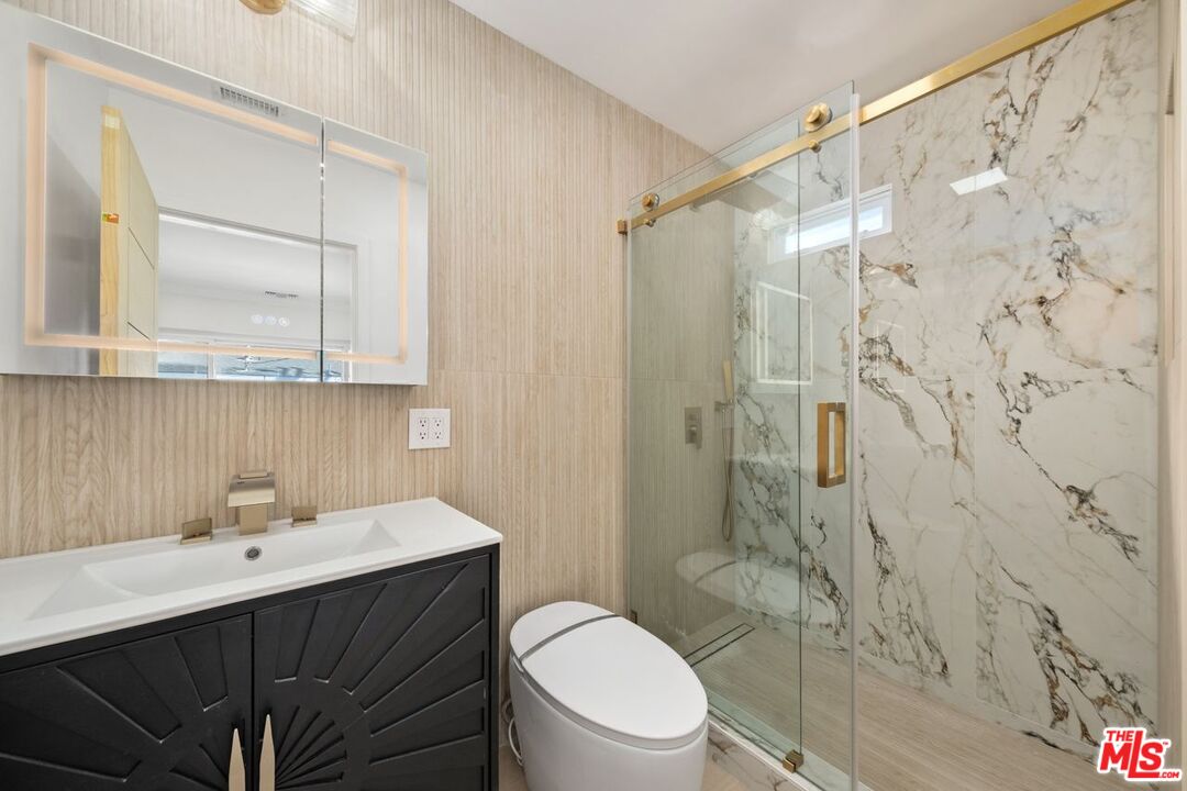 1223 23rd St Unit: C