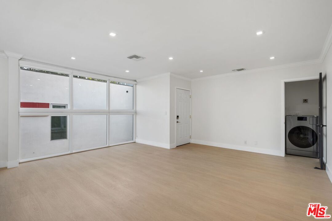 1223 23rd St Unit: C