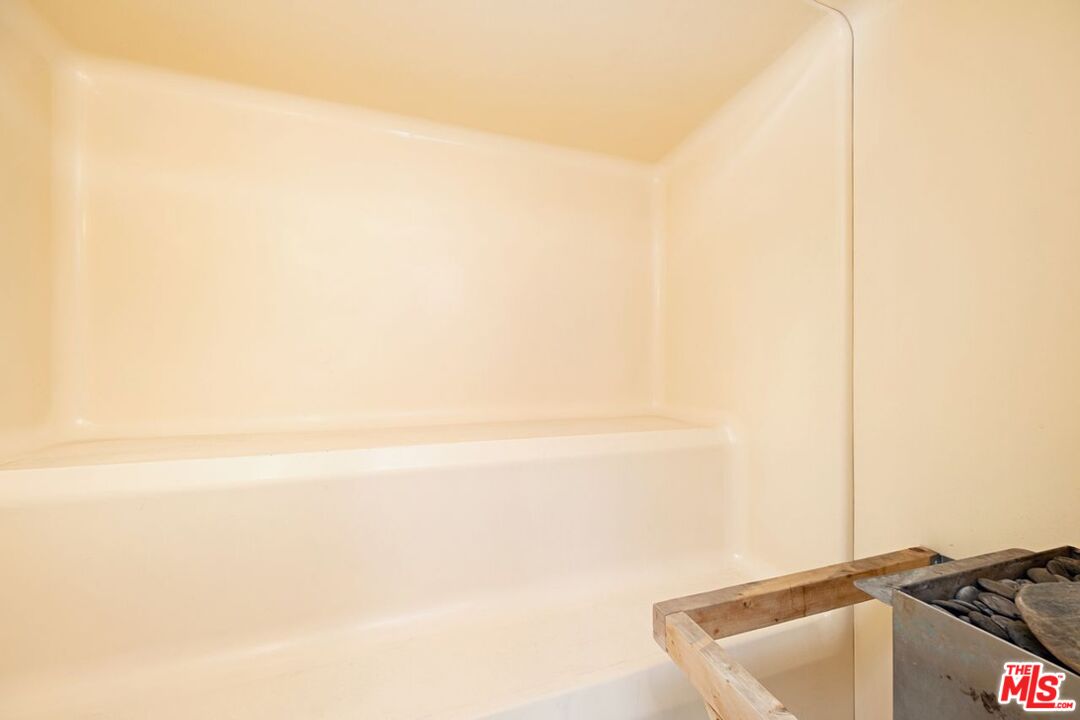 10751 WILSHIRE BLVD Unit: 1002