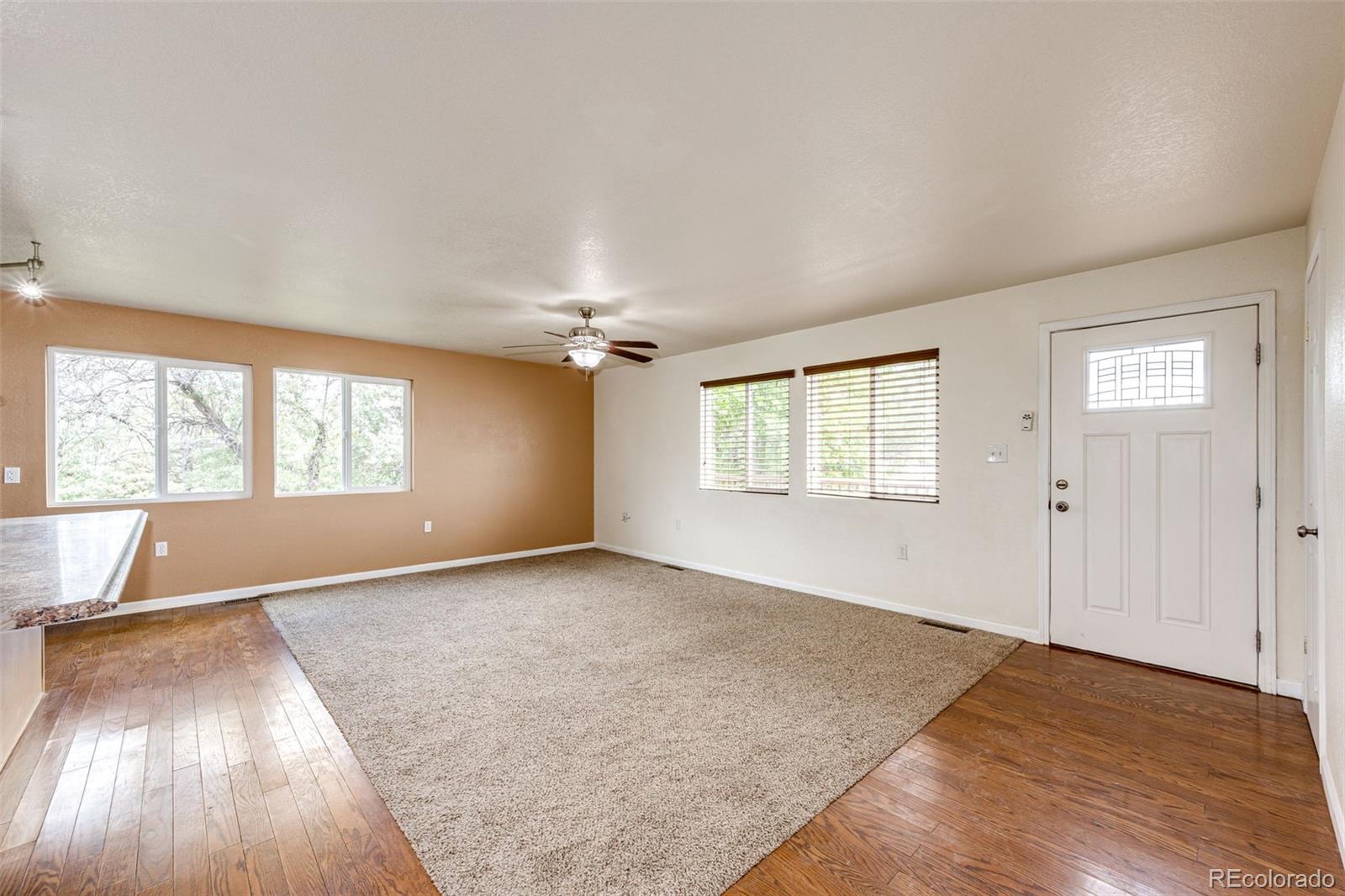 73 N Dutch Valley Road