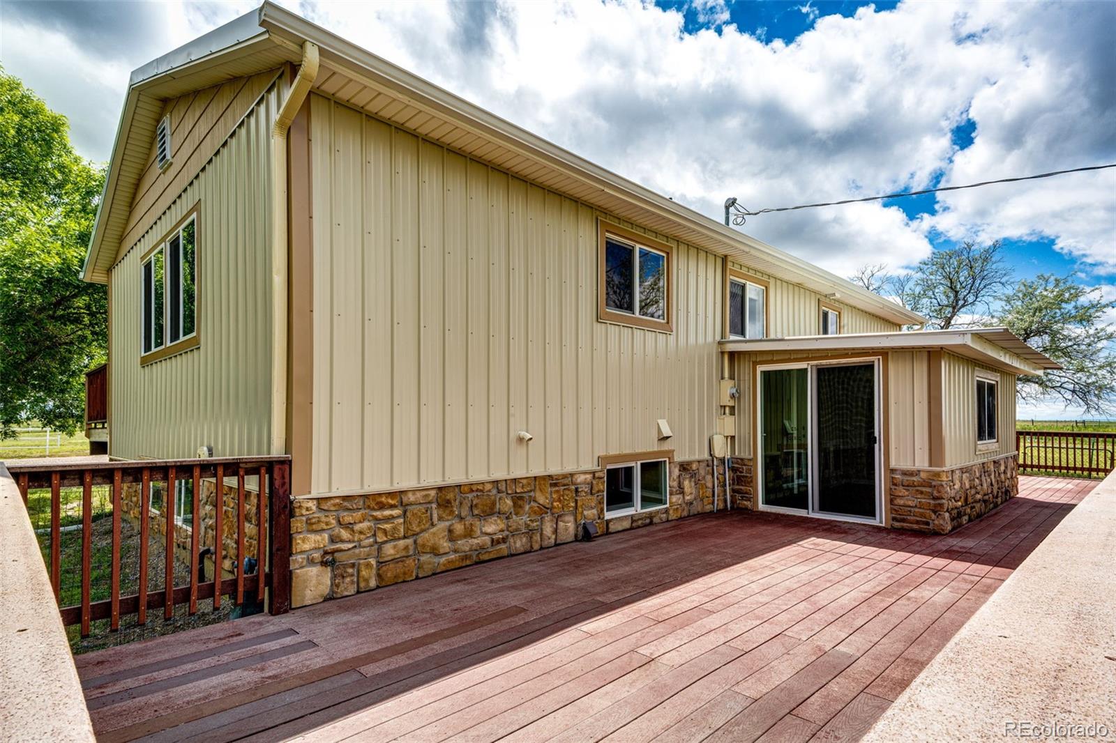 73 N Dutch Valley Road
