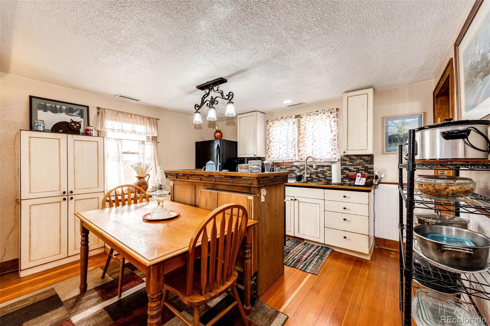 359 S Sherman Street