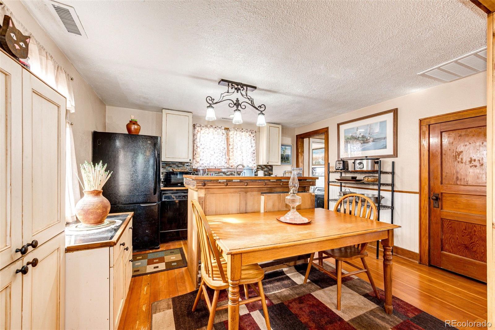 359 S Sherman Street