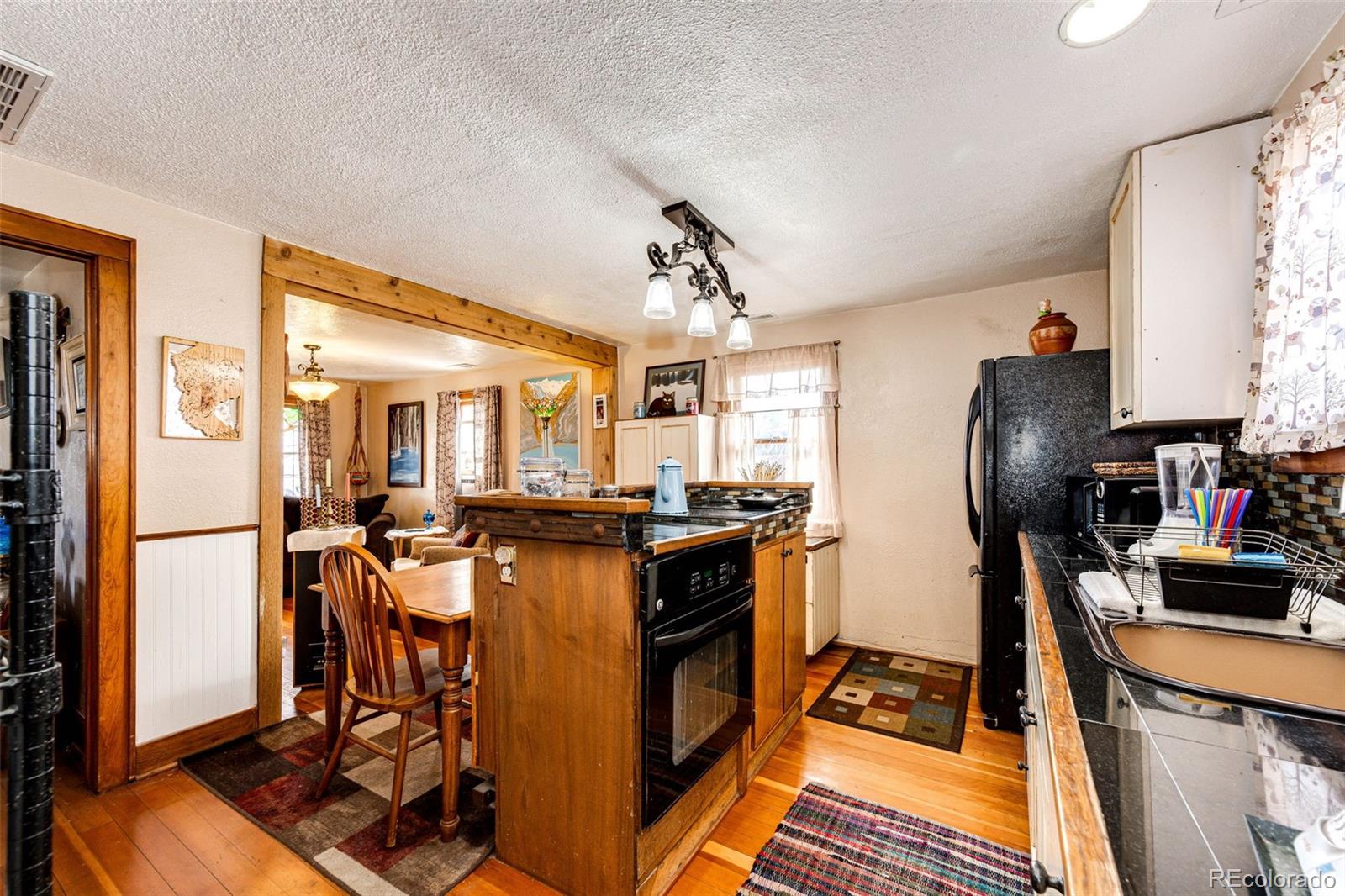 359 S Sherman Street