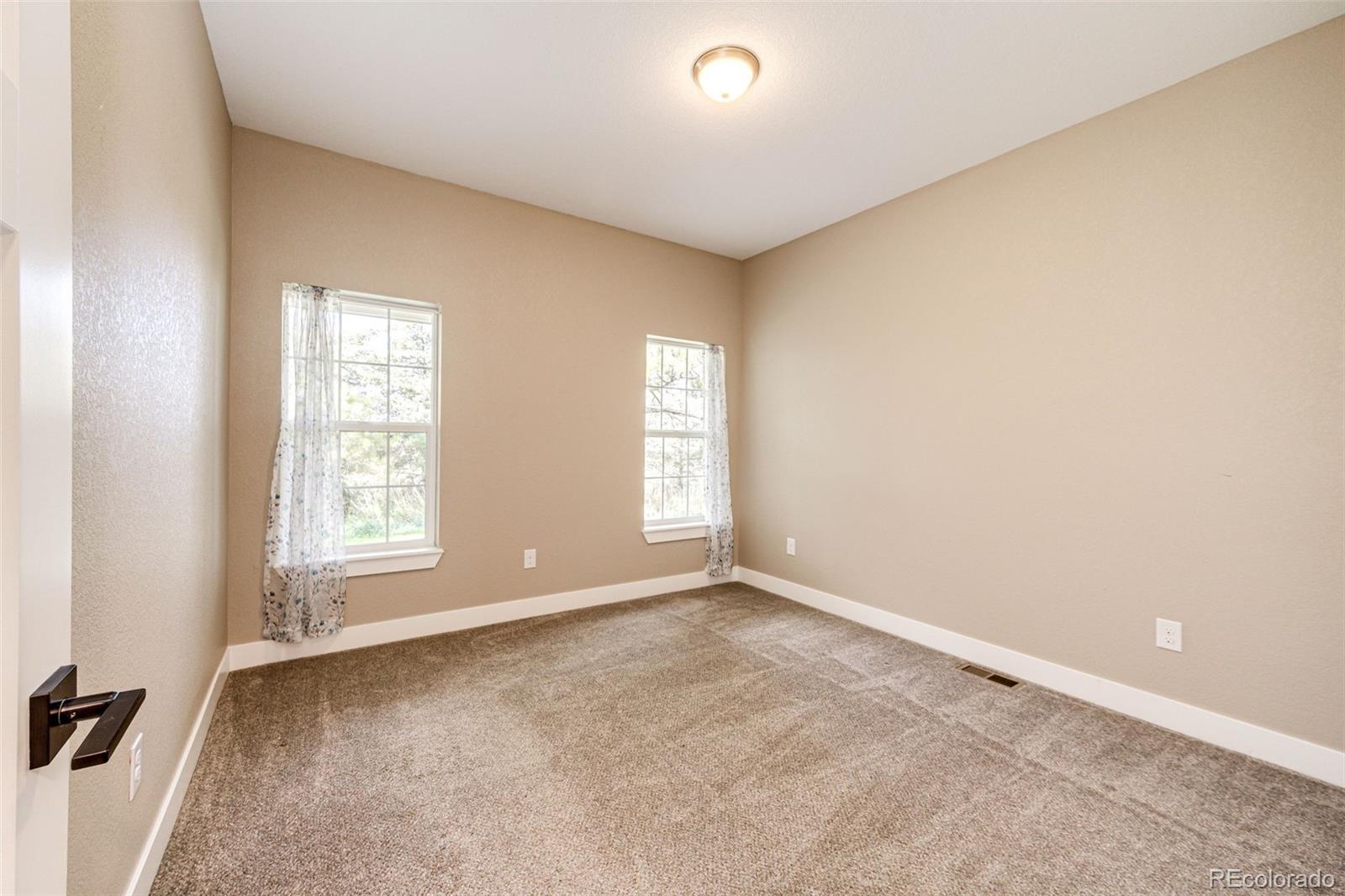 8375 Strasburg Road