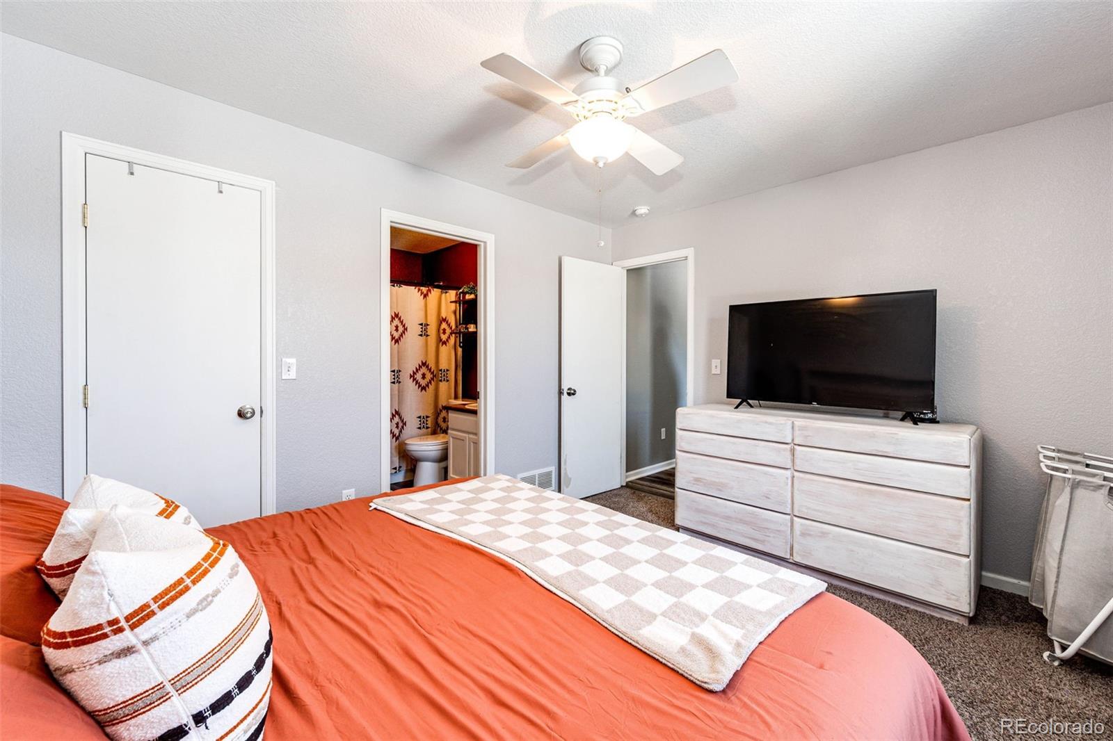 2891 Rose Hill Street