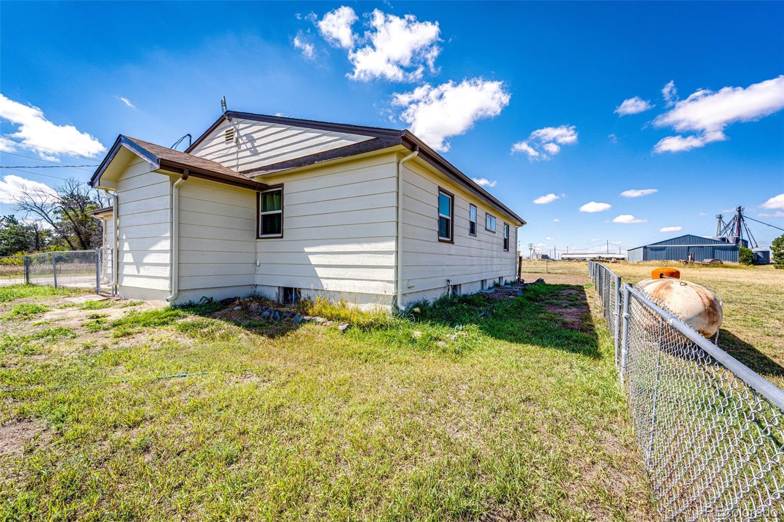 8255 Strasburg Road