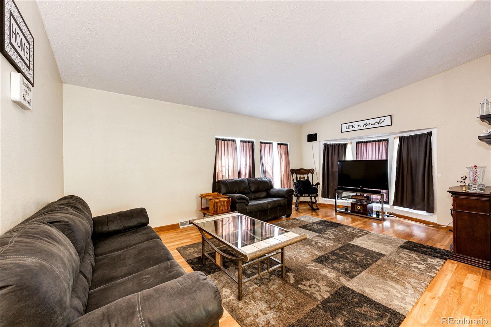 318 Cherokee Place