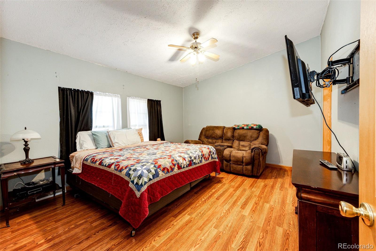 318 Cherokee Place