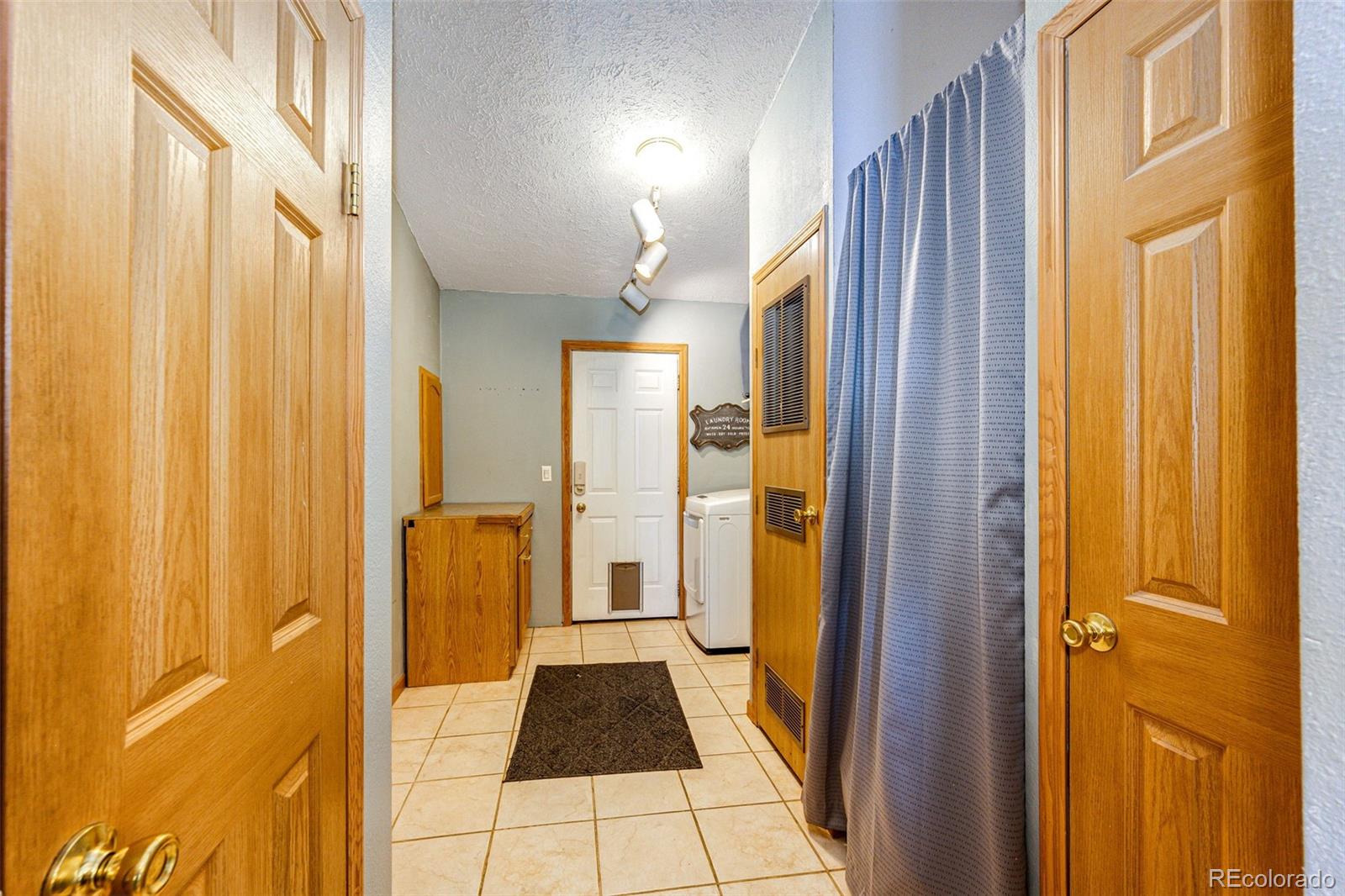 318 Cherokee Place