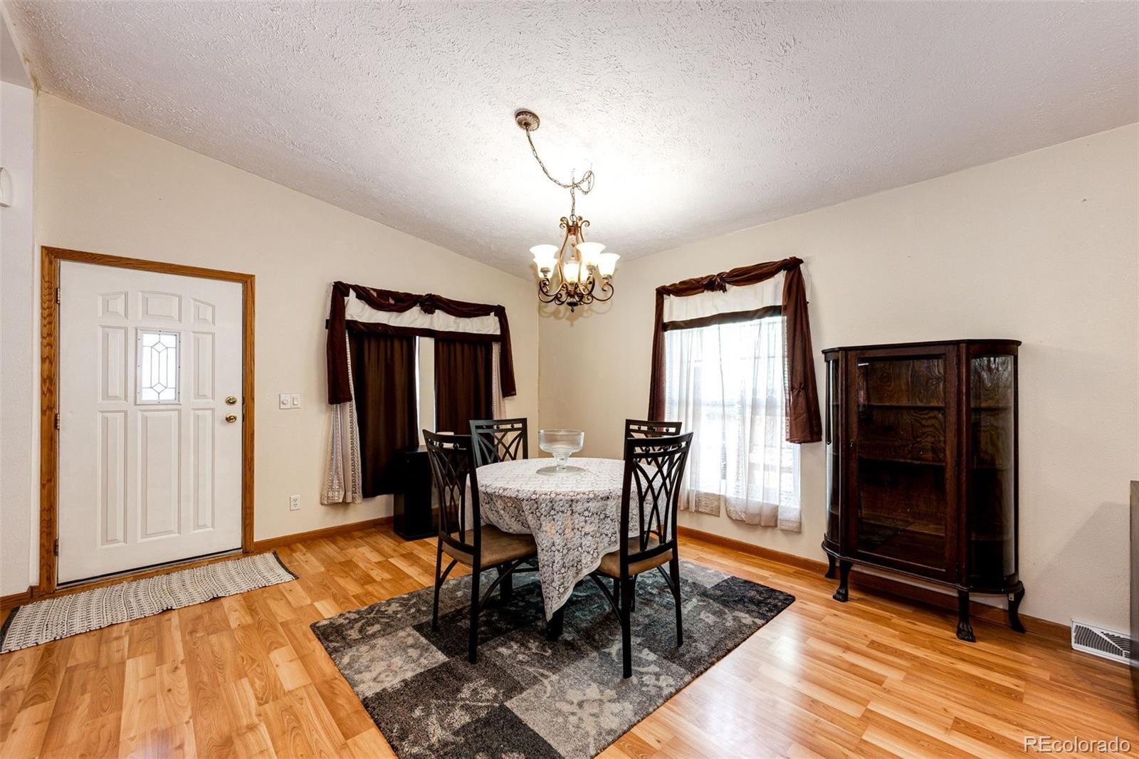 318 Cherokee Place