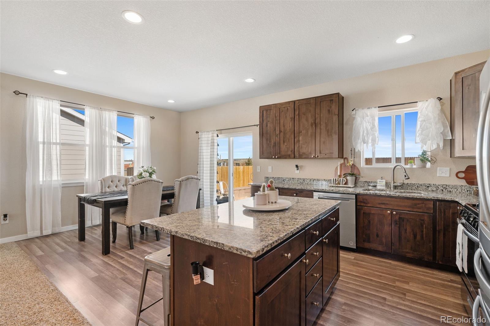 84 S 4th Avenue