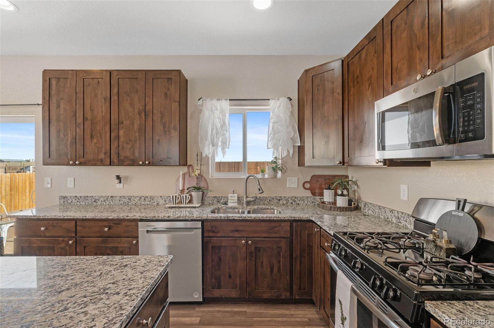 84 S 4th Avenue
