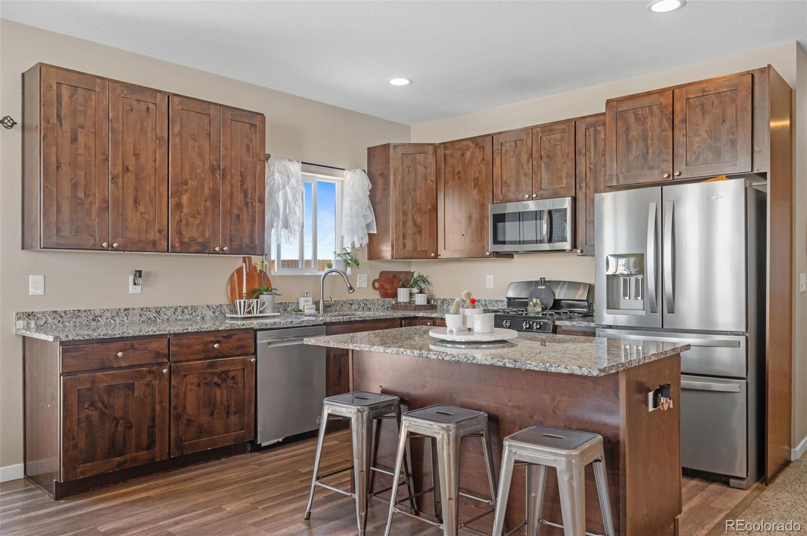 84 S 4th Avenue