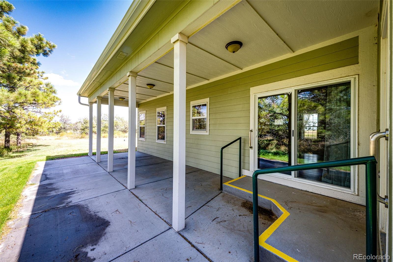 8375 Strasburg Road