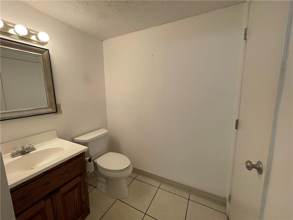 2955 RIDGELAKE Drive 107