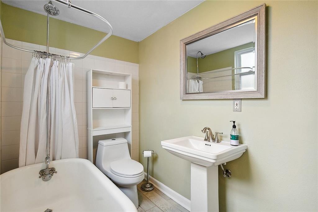 2233 GEORGE NICK CONNOR Drive