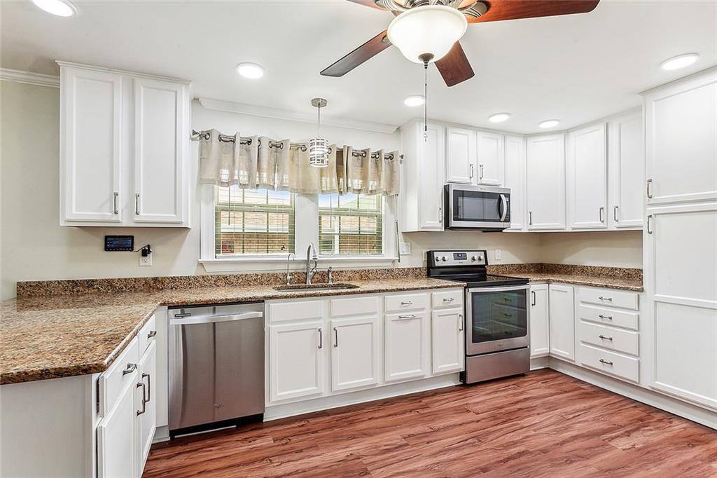 670 VICTORY Drive